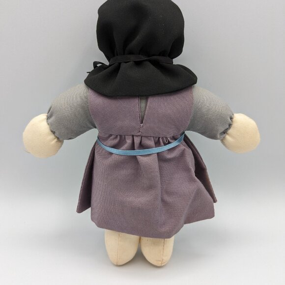 Amish Child Girl No Face Soft Figure - 7" - Picture 2 of 9